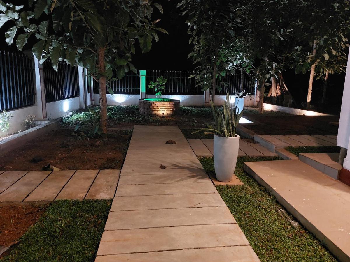Green Shield Resort أنرادابورام المظهر الخارجي الصورة