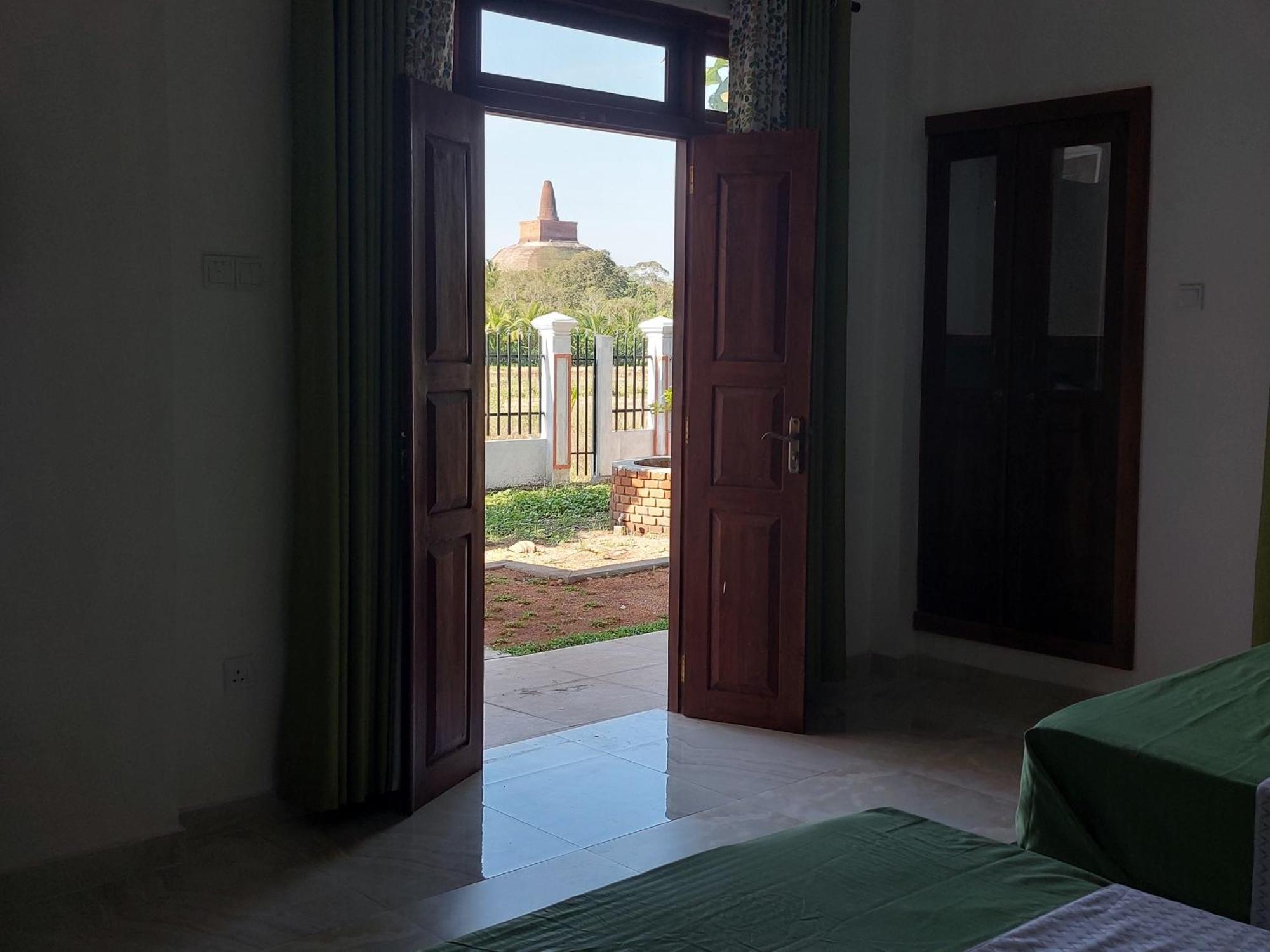 Green Shield Resort أنرادابورام الغرفة الصورة