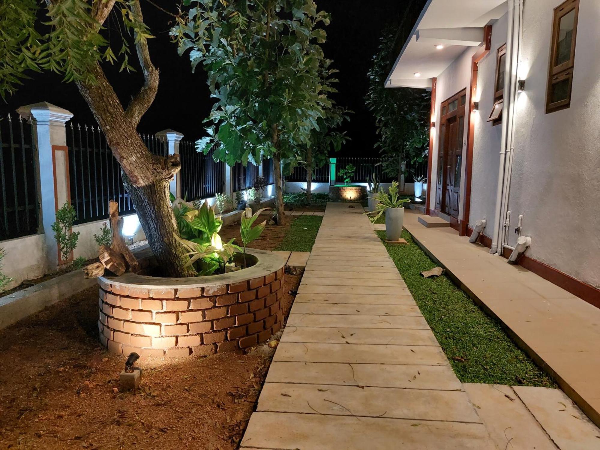 Green Shield Resort أنرادابورام الغرفة الصورة
